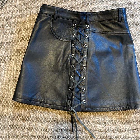 Vintage First Genuine Leather Black Lace-Up Mini Skirt Size 10 - Picture 7 of 7